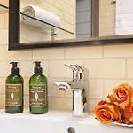 Traumhaff Lotsen Romantik-ostsee Mit Kamin, Privates Nordicspa Und Boot