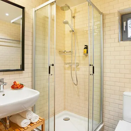 Дом отдыха Traumhaff Lotsen Romantik-ostsee Mit Kamin, Privates Nordicspa Und Boot Luckow (Mecklenburg-Vorpommern)