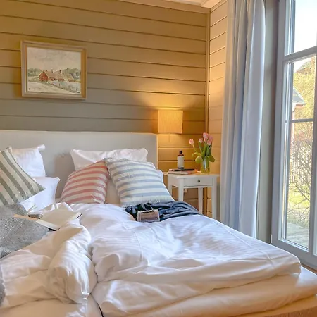 Feriehus Traumhaff Lotsen Romantik-ostsee Mit Kamin, Privates Nordicspa Und Boot