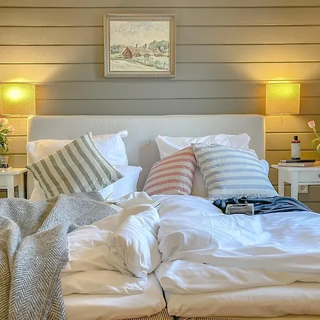 Traumhaff Lotsen Romantik-ostsee Mit Kamin, Privates Nordicspa Und Boot Ferienhaus Luckow (Mecklenburg-Vorpommern)