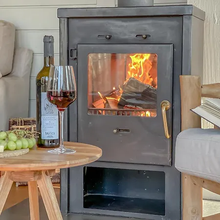 Traumhaff Lotsen Romantik-ostsee Mit Kamin, Privates Nordicspa Und Boot Holiday home *